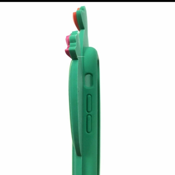 Kate Spade | Cactus Silicone Case for Apple iPhone 7/8 - Picture 5 of 12